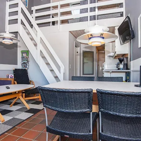 6 Person In Fan By Traum Appartement