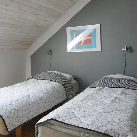 דירה 6 Person In Fan By Traum *